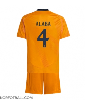 Billige Fotballdrakt Real Madrid David Alaba #4 Replika Bortedraktsett Barn 2024-25 Kortermet (med bukser)